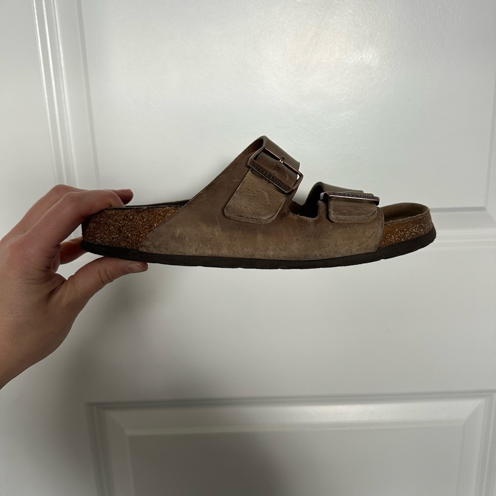 Birkenstock Arizona Leather Sandals in Stone Women’s Size 38 - Picture 6 of 7
